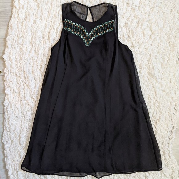 BCBGeneration Dresses & Skirts - BCBGeneration Black Dress Floral Embroidered